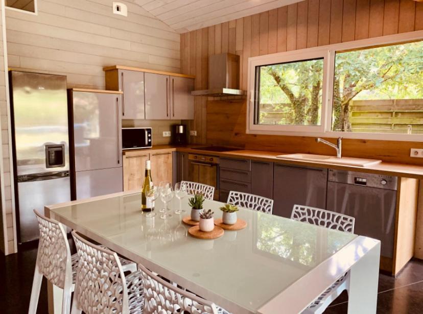 Rion-Des-Landes L Estanguet Maison Octogonale En Foret מראה חיצוני תמונה